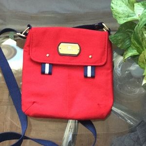 Tommy Hilfiger messenger bag